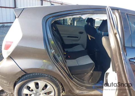 2012 Toyota Prius C Two from USA, damaged, VIN JTDKDTB37C1518790